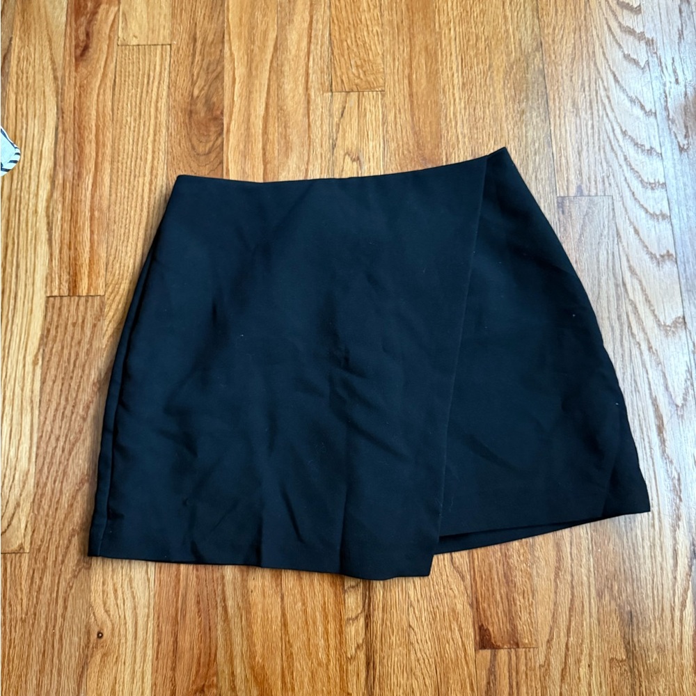 Abercrombie & Fitch Black Skirt